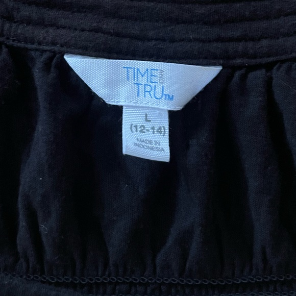 TIME AND TRU Top - Picture 6 of 6